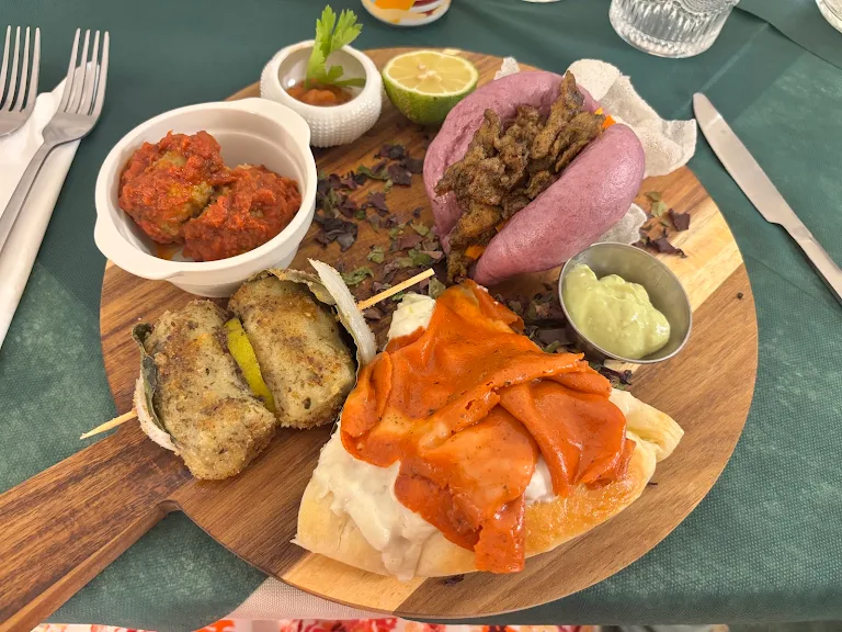 In Cottura Home Vegan Restaurant — foto 3