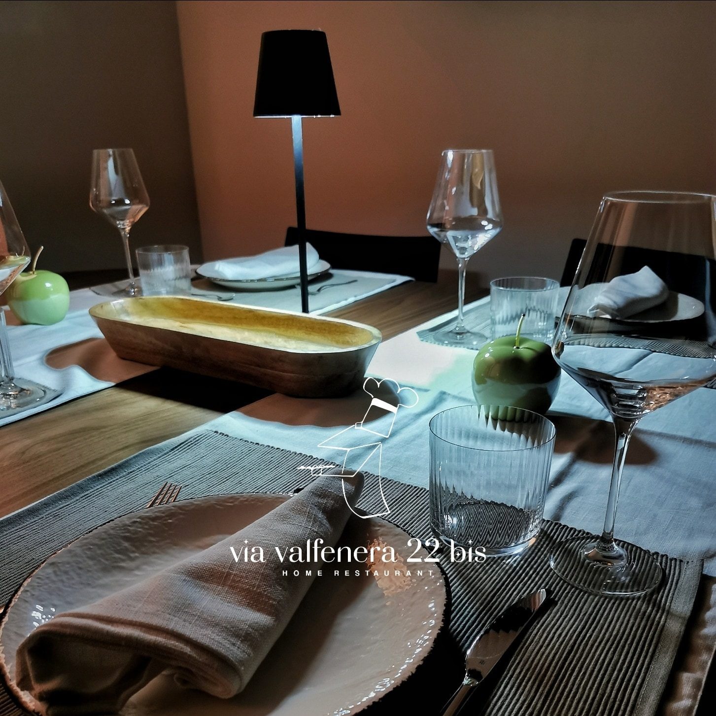 Via Valfenera 22 bis - Home Restaurant — foto 4